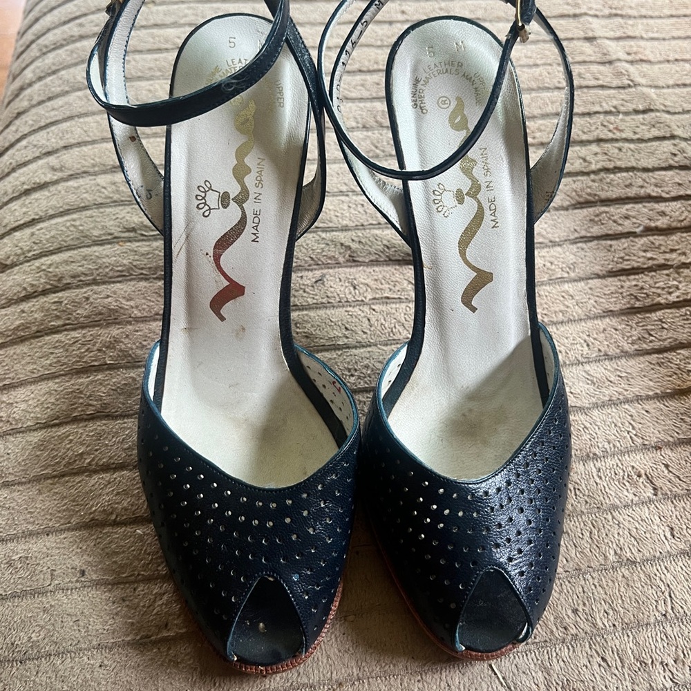 Elegant vintage NINA HIGH HEEL Black Peep-Toe Sandals SHOES 5 M